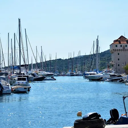 Apartment Modern In Near Split Croatia Marina